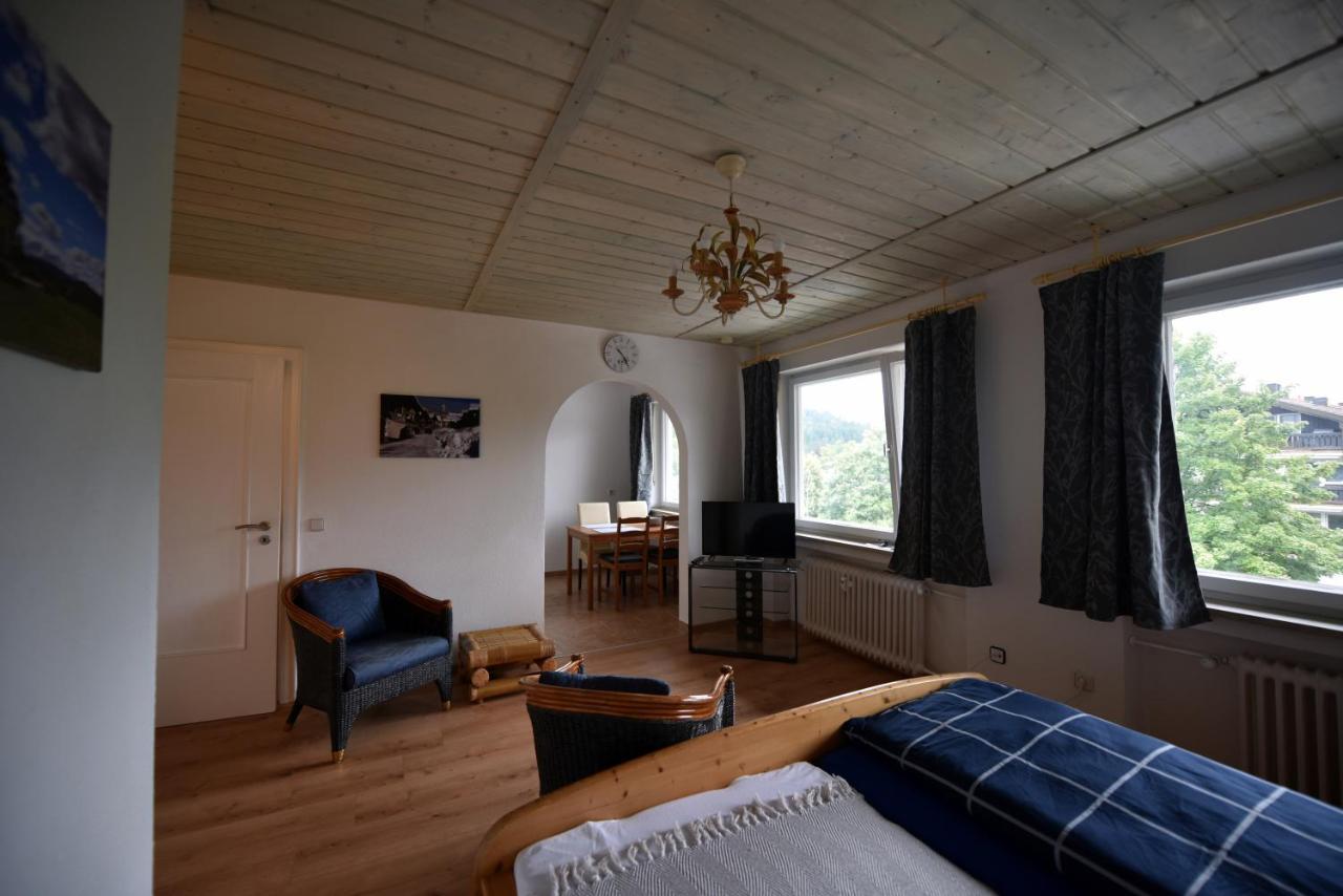 Ferienwohnung Osterfeld ガルミッシュ・パルテンキルヒェン エクステリア 写真